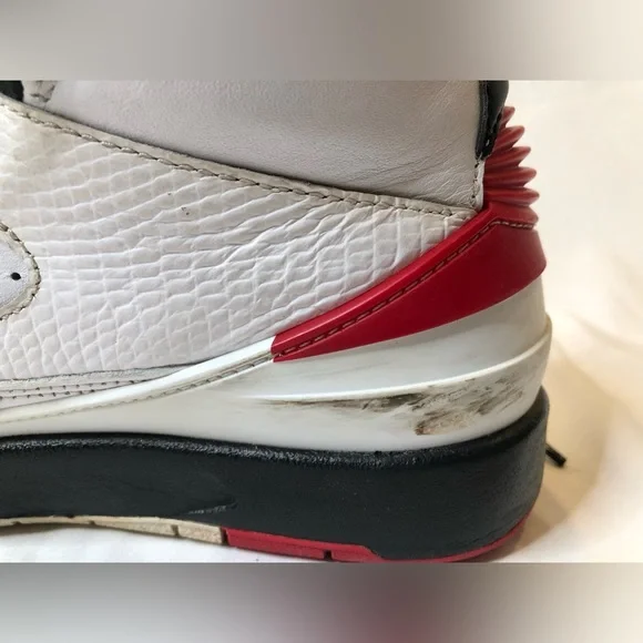 Nike Air Jordan 2 Chicago— Size 4Y USED NO BOX - Picture 4 of 14